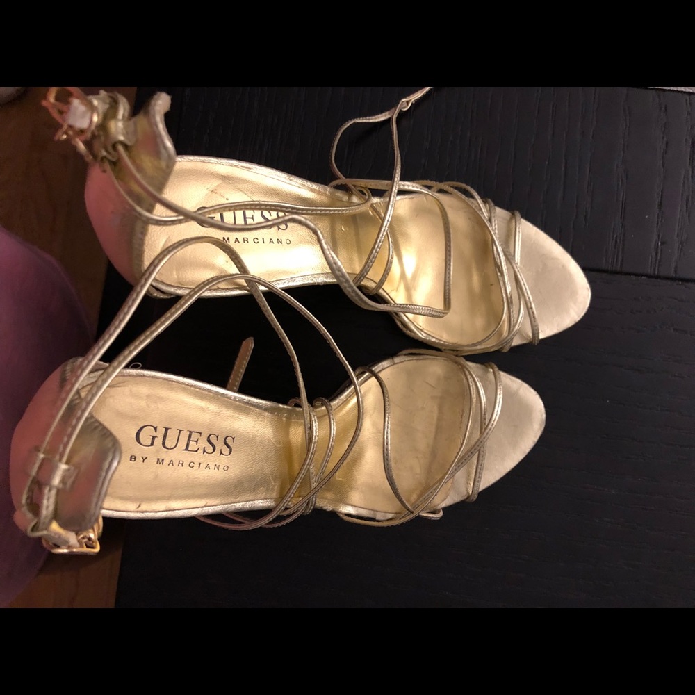 Guess Gold strap sandals size 5.5M